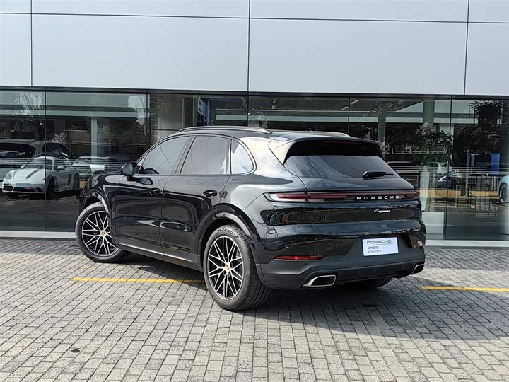 Фото 3 - Porsche Cayenne