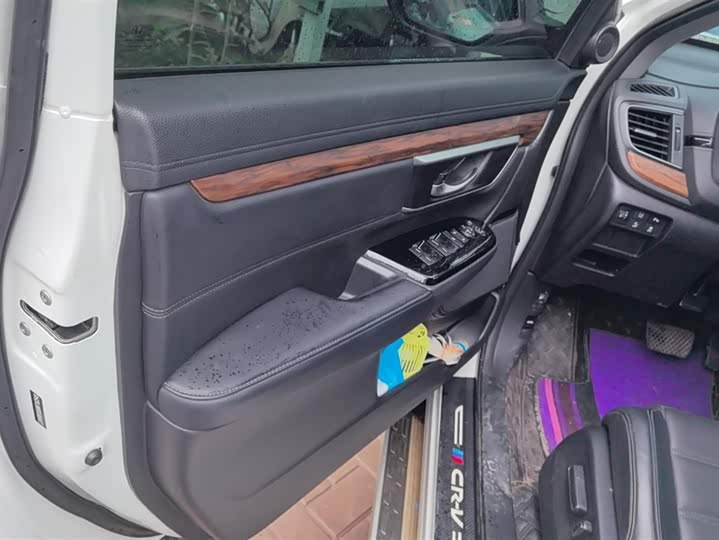 Фото 7 - Honda CR-V