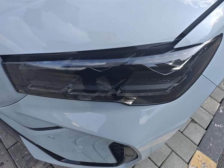 Фото 5 - Geely Monjaro