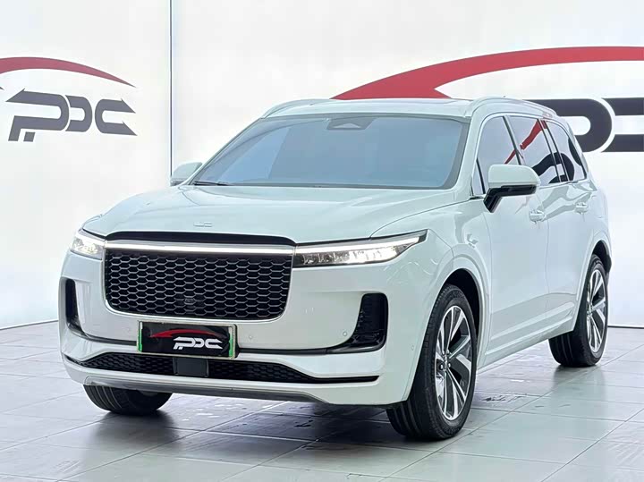 Фото 1 - LiXiang One