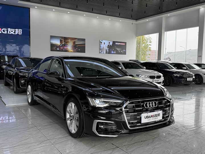 Фото 3 - Audi A6L