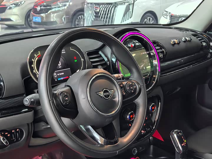 Фото 4 - Mini Clubman