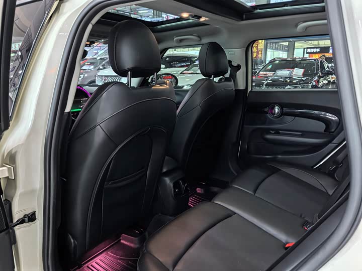 Фото 6 - Mini Clubman