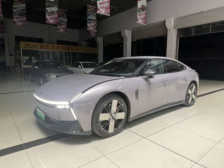 Фото 1 - XPeng P7