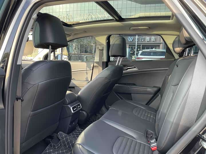 Фото 8 - Kia Sportage