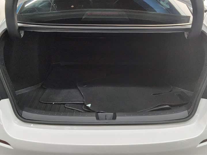 Фото 4 - Honda Civic