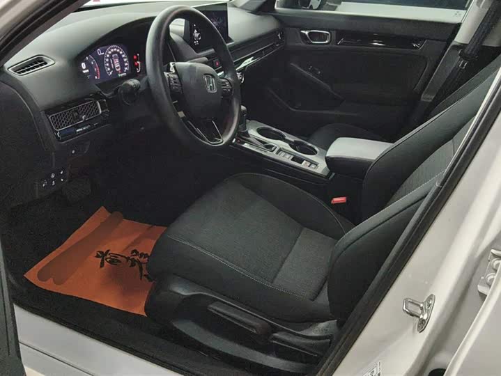 Фото 9 - Honda Civic