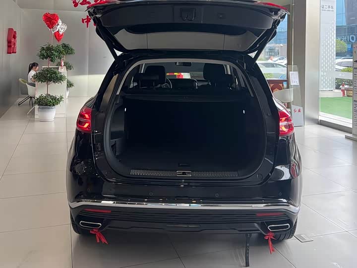 Фото 6 - Hongqi HS5