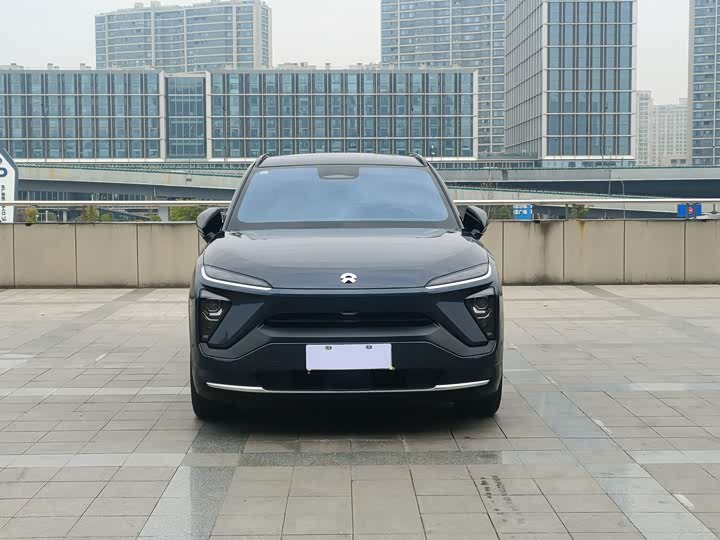Фото 2 - Nio ES6