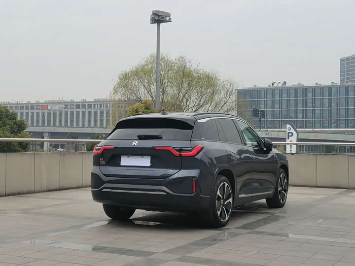 Фото 6 - Nio ES6