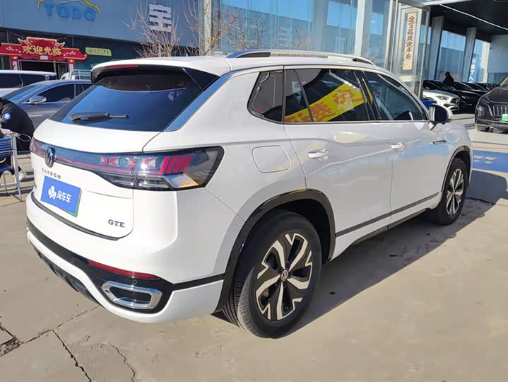 Фото 3 - Volkswagen Tayron GTE Hybrid