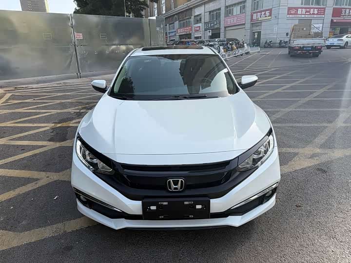 Фото 2 - Honda Civic