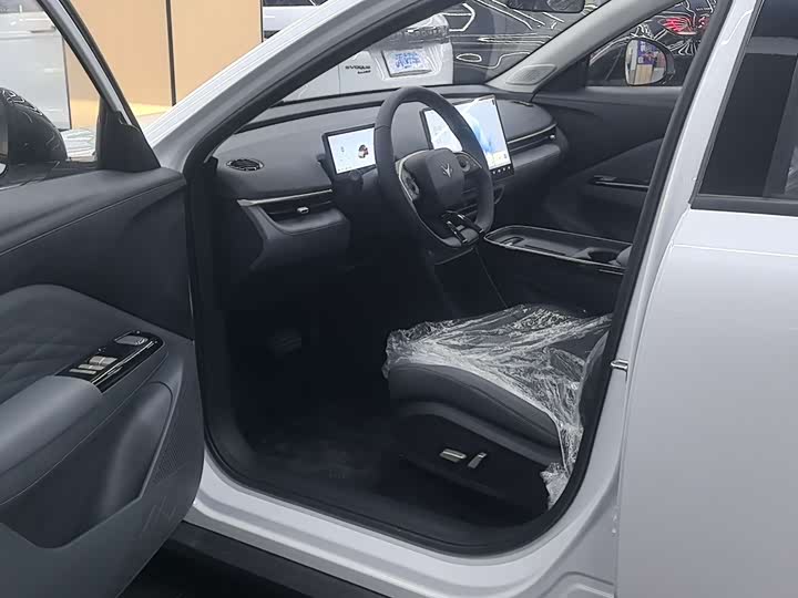 Фото 3 - BAIC Arcfox T1