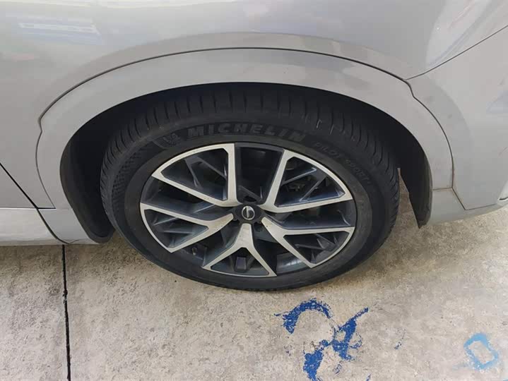 Фото 6 - GAC Trumpchi GS8