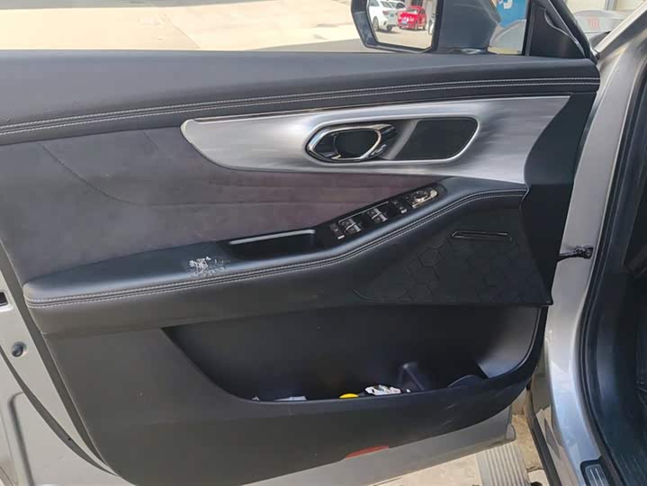 Фото 7 - GAC Trumpchi GS8