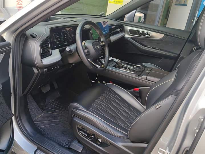 Фото 9 - GAC Trumpchi GS8