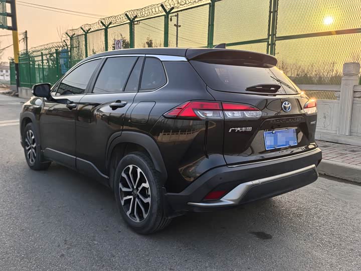 Фото 4 - Toyota Frontlander