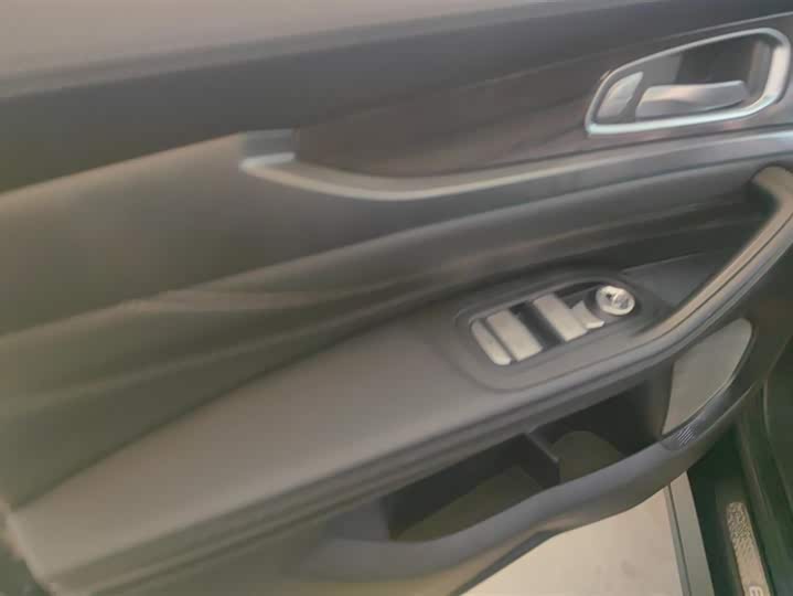 Фото 7 - Exeed VX