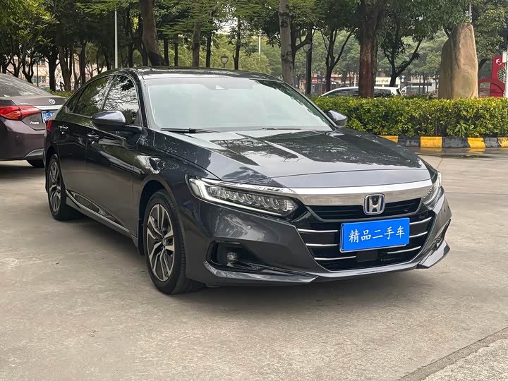 Фото 3 - Honda Accord