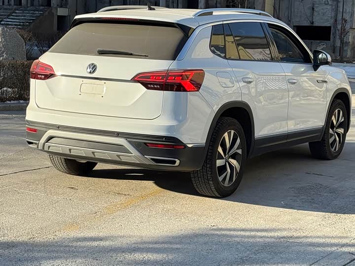 Volkswagen Tayron 2022 2022款 280TSI 两驱豪华智联版