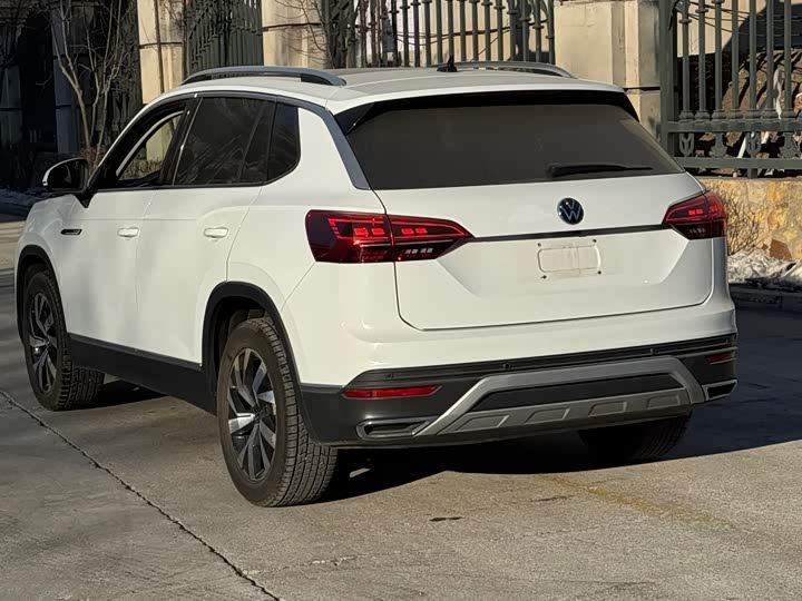 Volkswagen Tayron 2022 2022款 280TSI 两驱豪华智联版