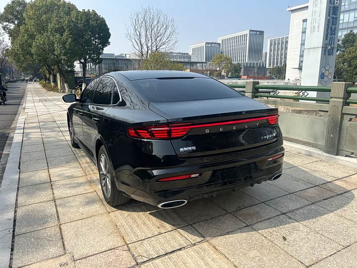 Photo 7 - Geely Preface