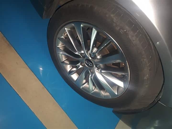 Фото 6 - Infiniti Q50L