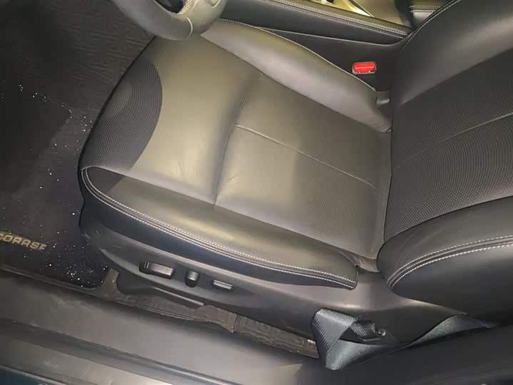 Фото 9 - Infiniti Q50L