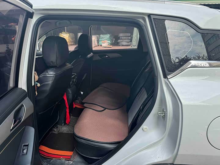 Фото 7 - Beijing X3