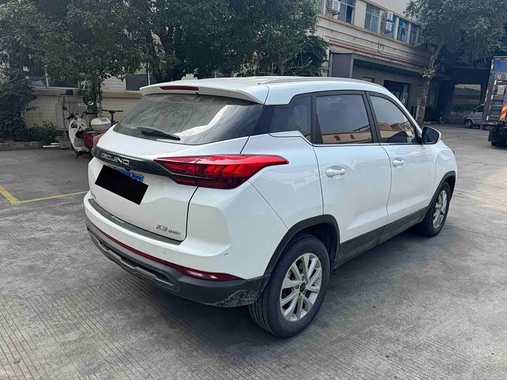 Фото 8 - Beijing X3