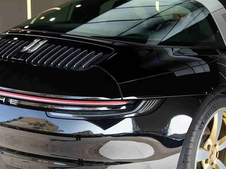 Фото 6 - Porsche 911