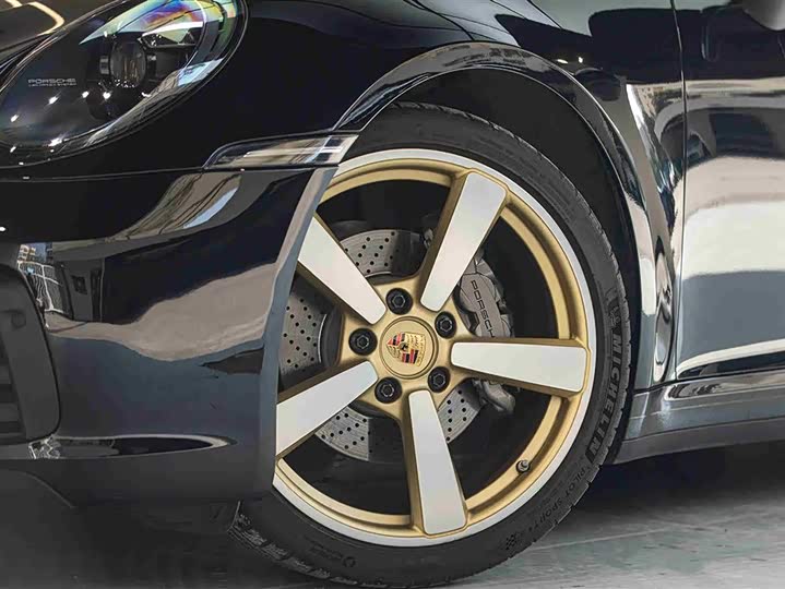 Фото 9 - Porsche 911