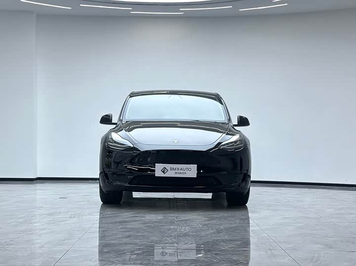 Фото 7 - Tesla Model Y