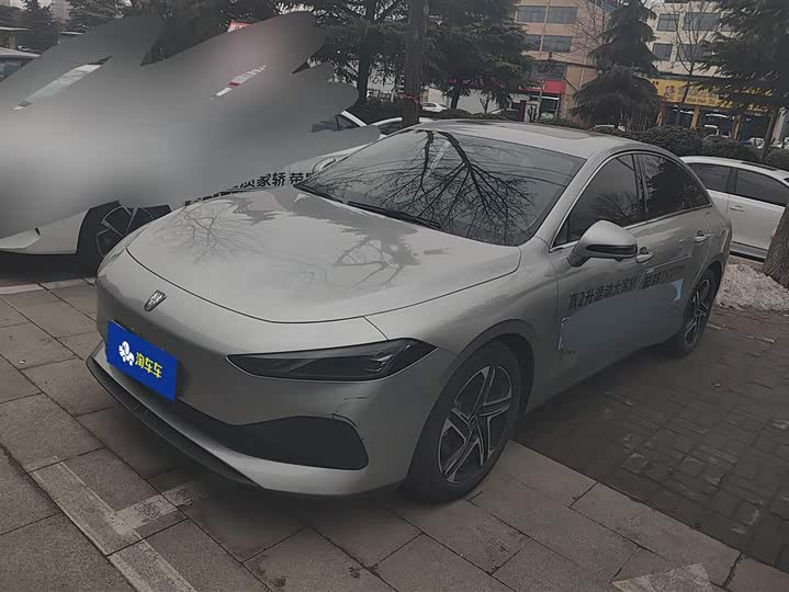 Фото 1 - Roewe D7