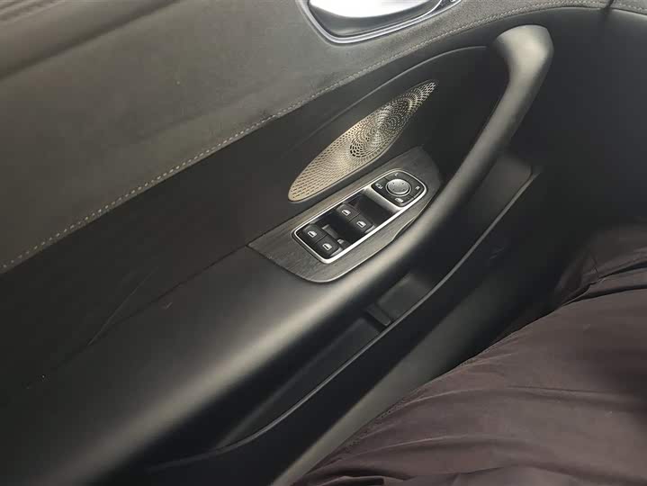 Фото 7 - Roewe D7