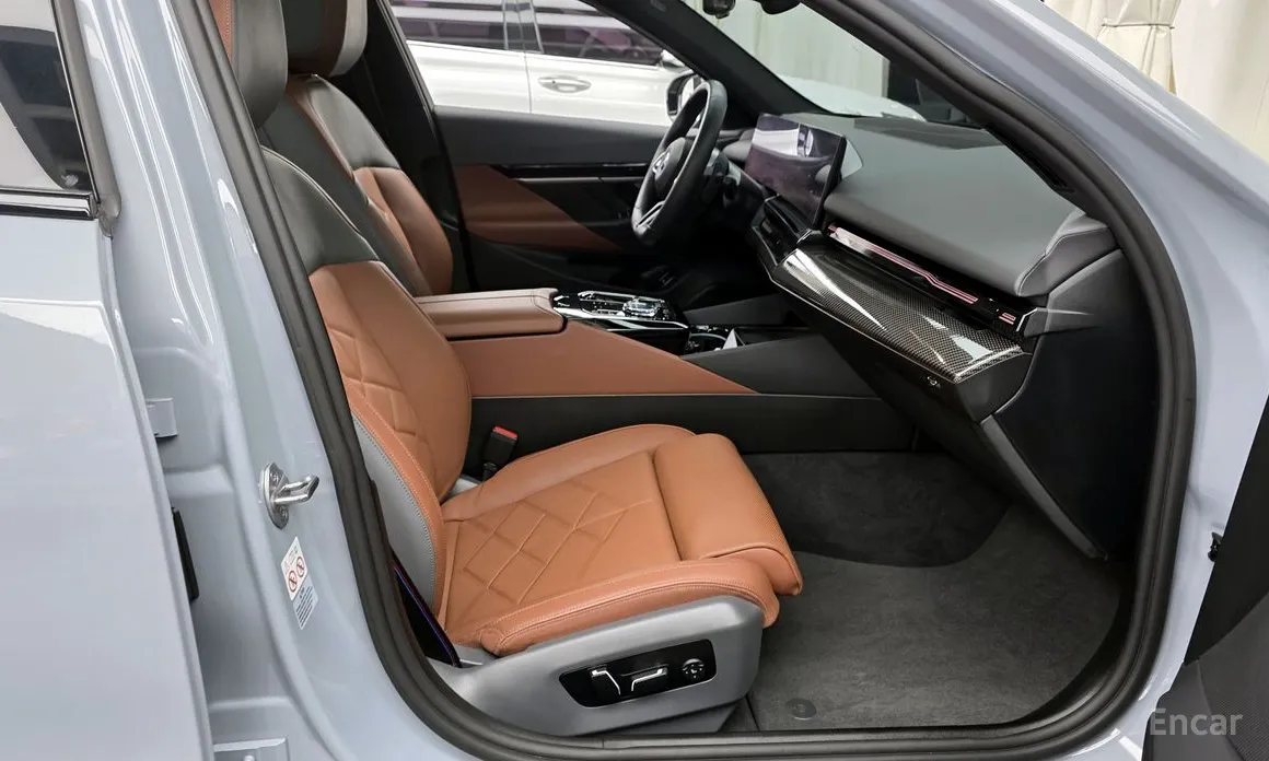 Фото 11 - BMW 5 Series