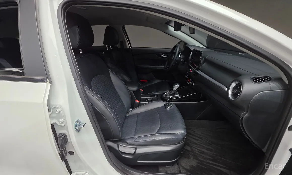 Фото 10 - Kia K3