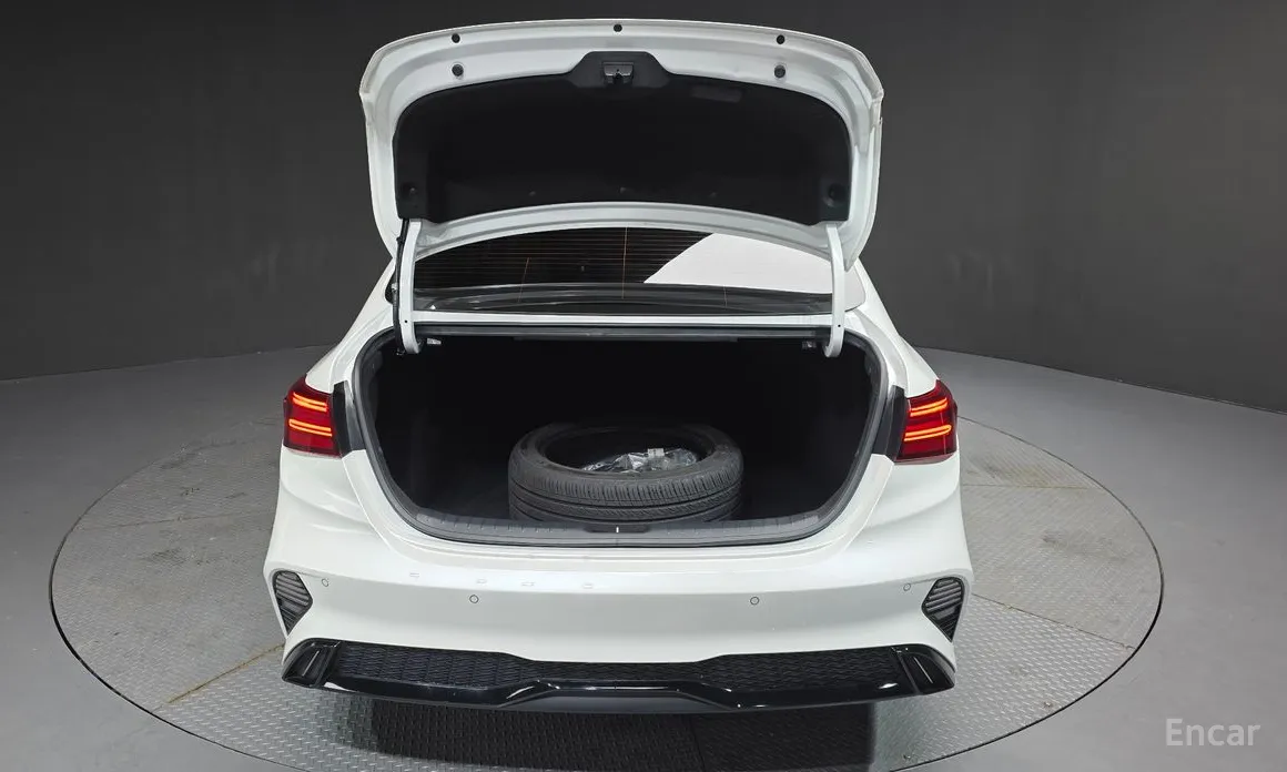 Фото 20 - Kia K3