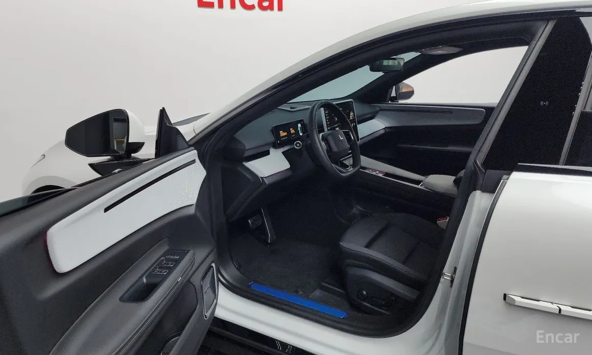 Фото 10 - Polestar 4