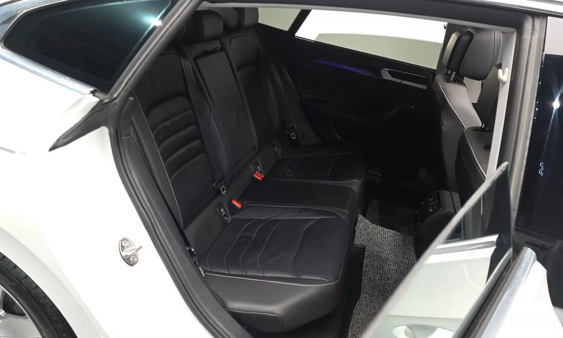 Фото 12 - Volkswagen Arteon