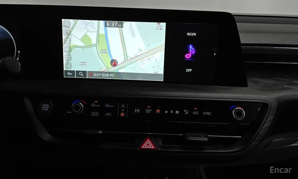 Фото 14 - Kia K8