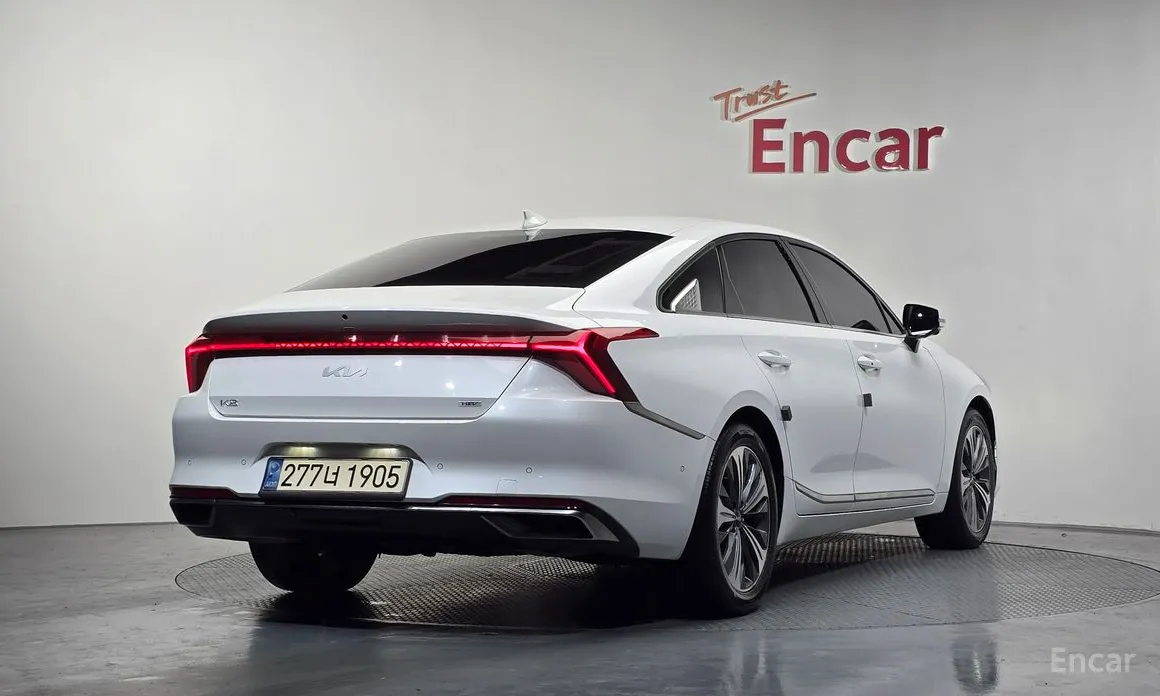 Фото 2 - Kia K8