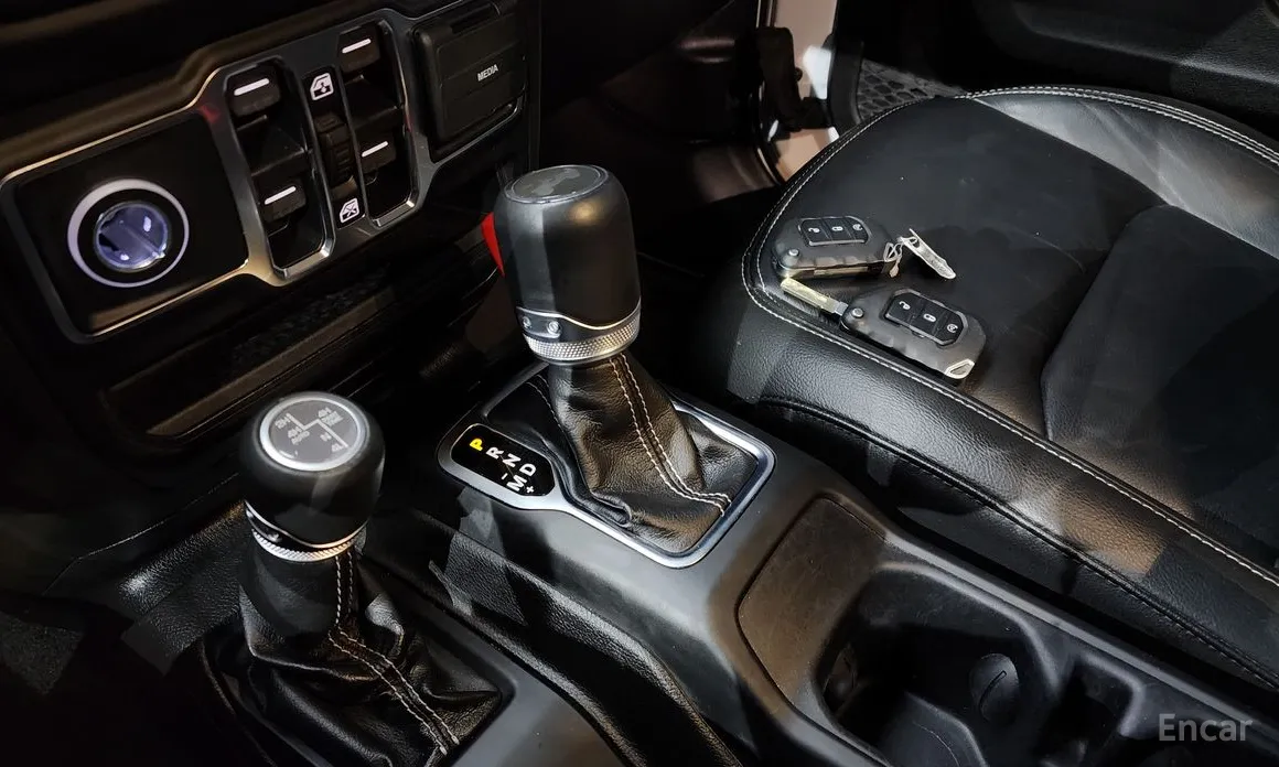 Jeep Wrangler 2018 2.0 Overland 4Door 4xe