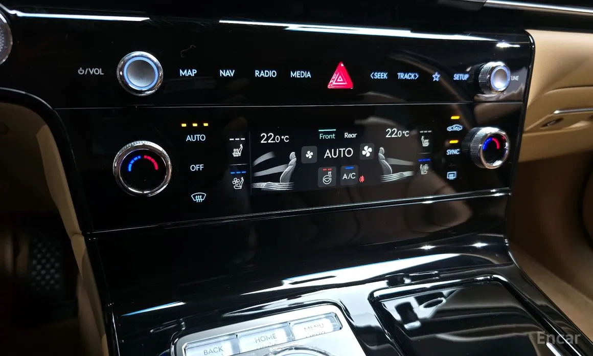 Фото 17 - Genesis G80