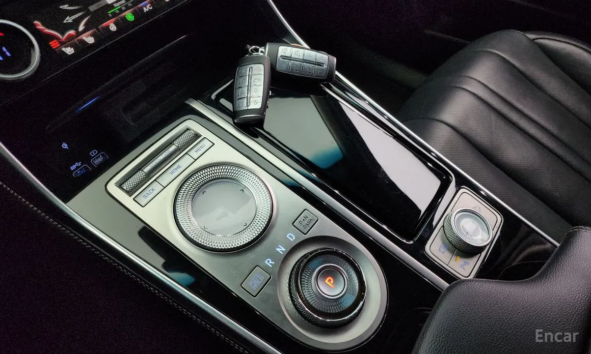 Фото 9 - Genesis GV80