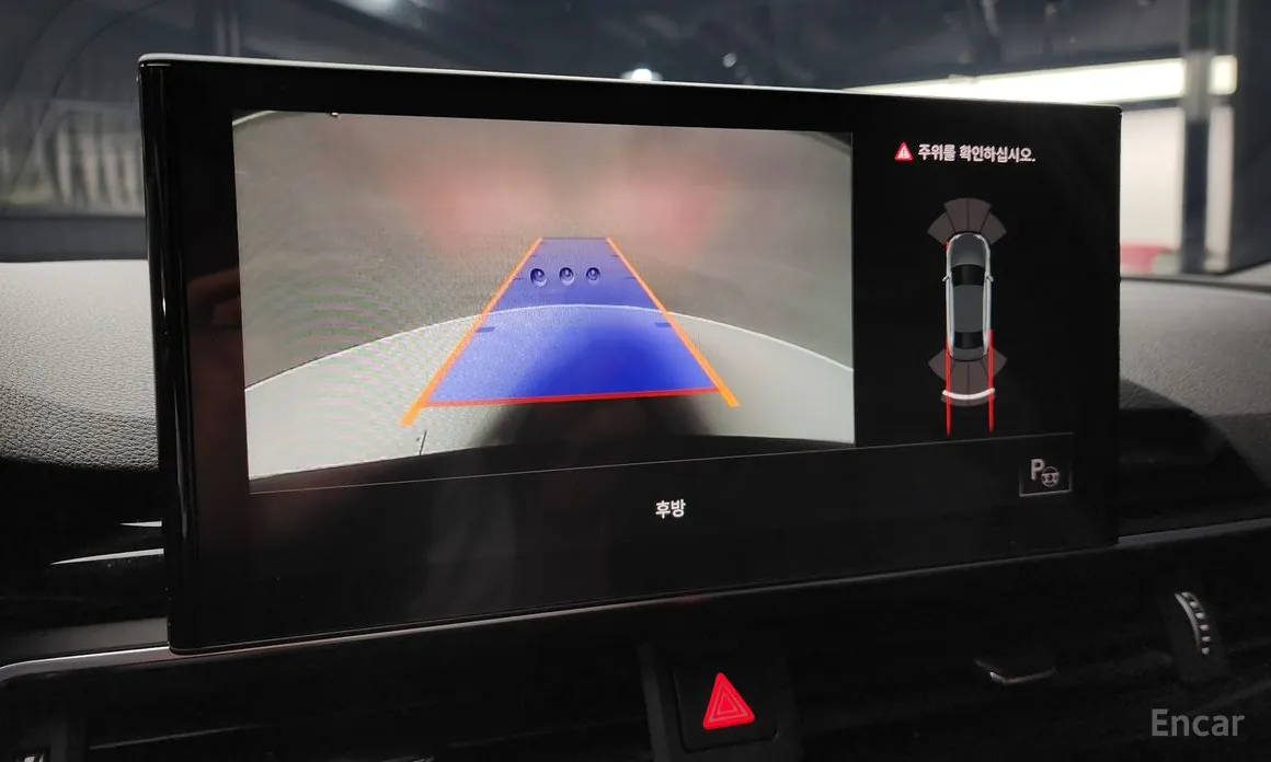 Фото 16 - Audi A4