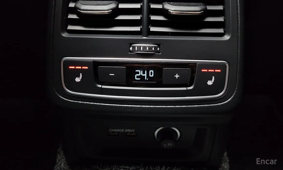 Фото 19 - Audi A4