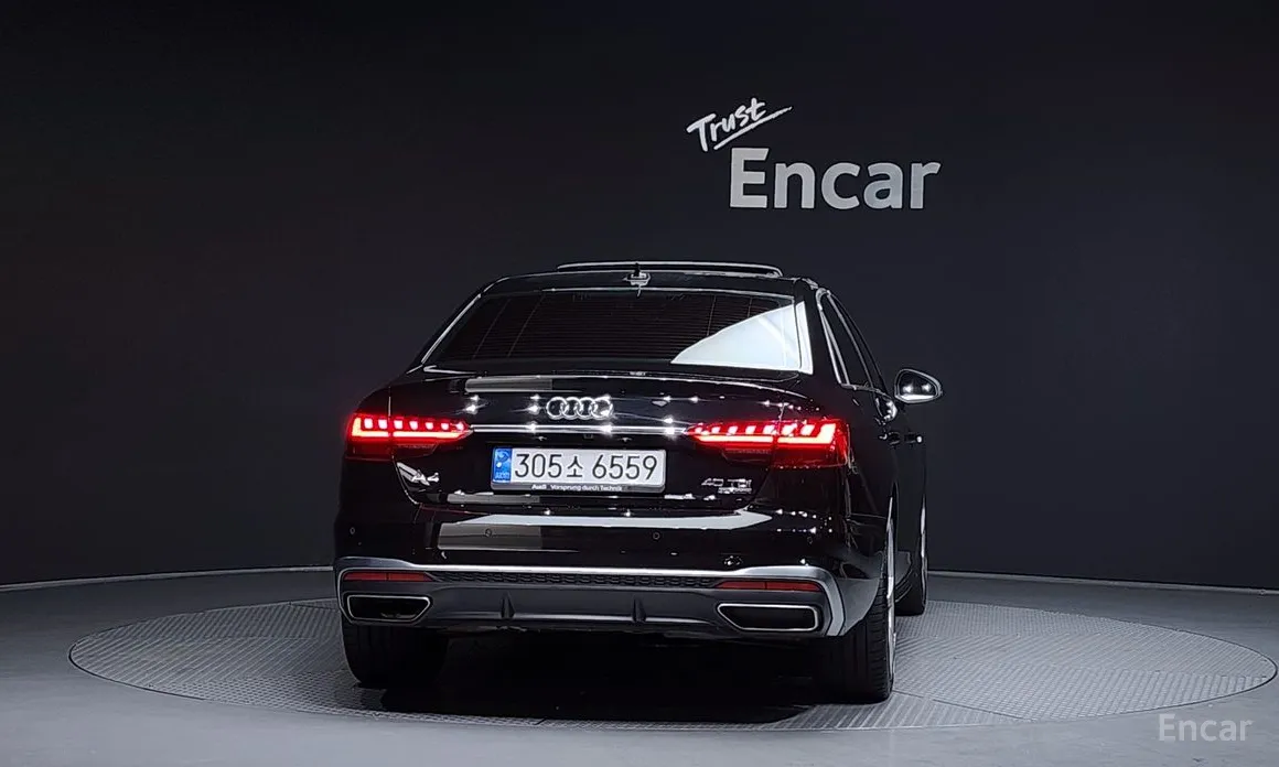 Фото 4 - Audi A4