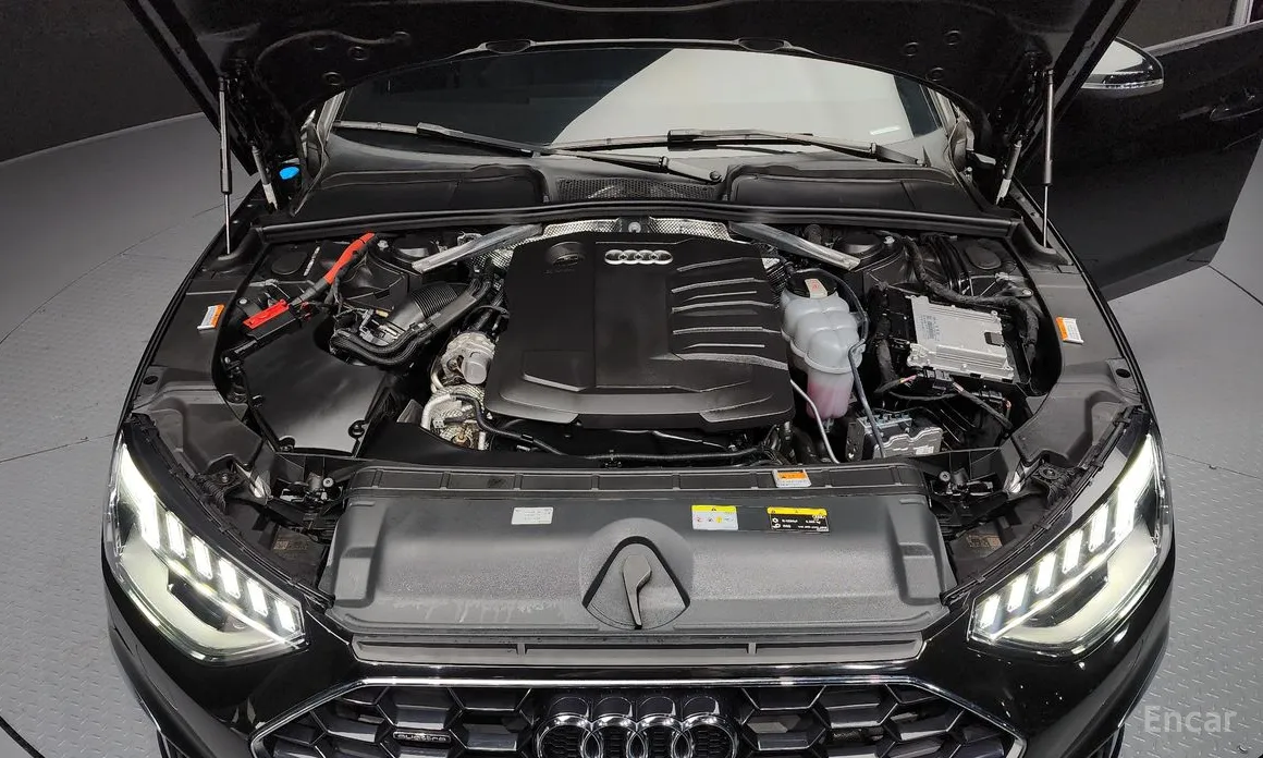 Фото 6 - Audi A4