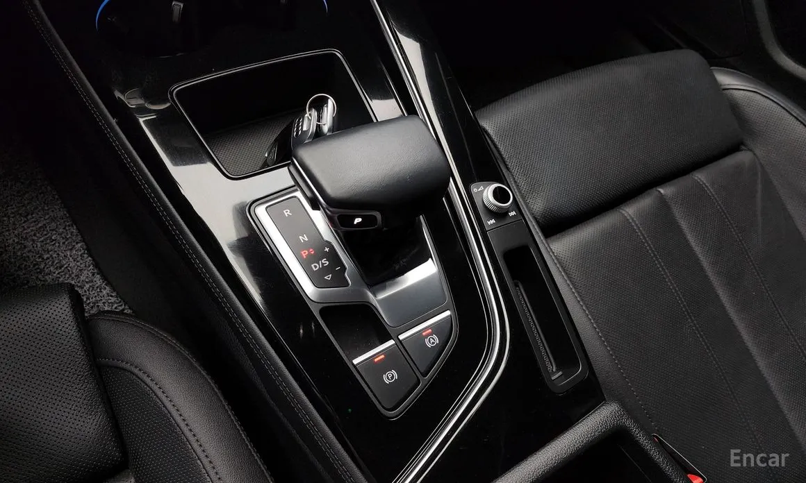 Фото 9 - Audi A4